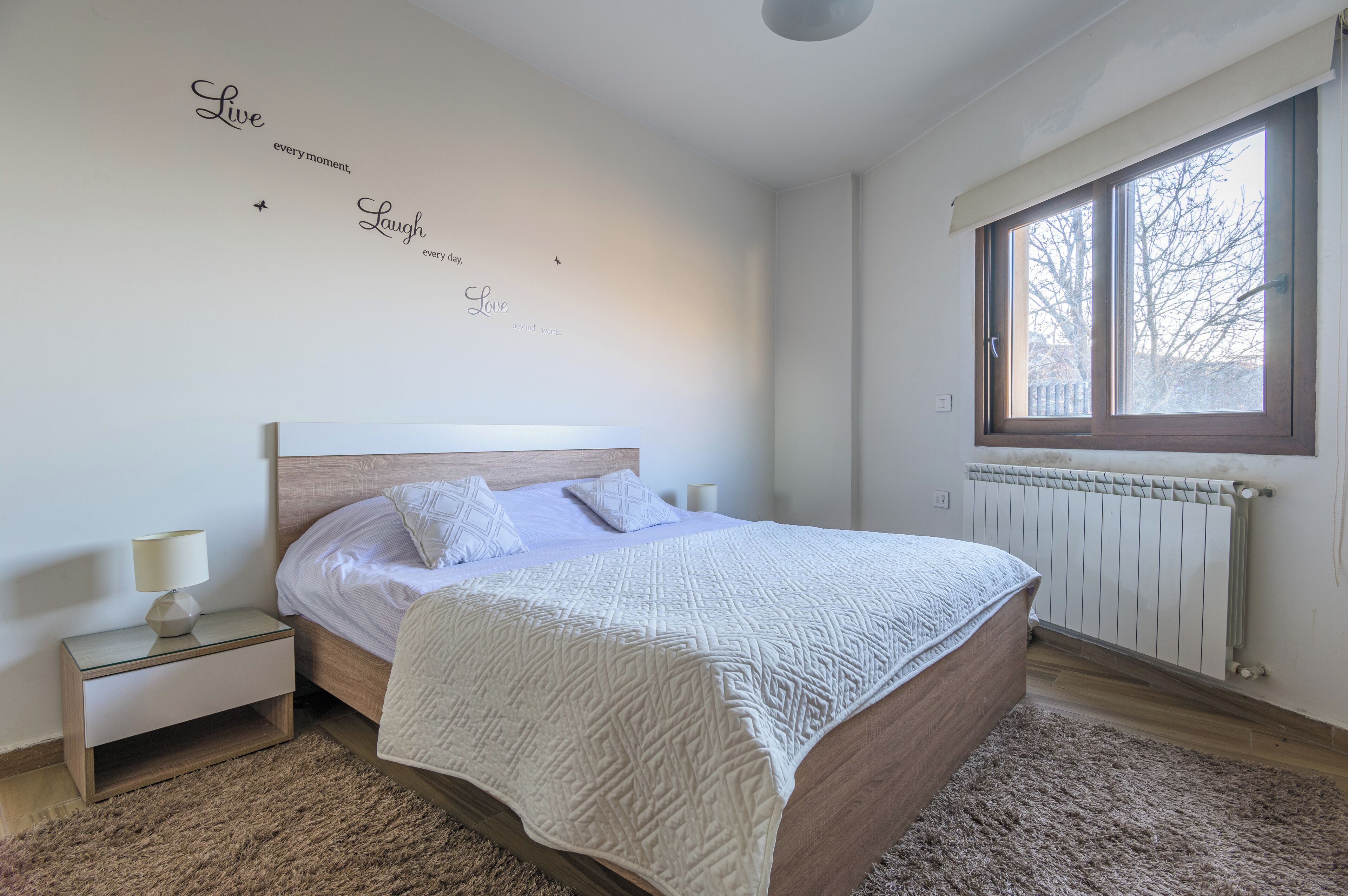 2 chambres, fer et planche à repasser, Wi-Fi gratuit, draps fournis