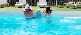 35m2 chalet, sleeps 6, with mountain views.