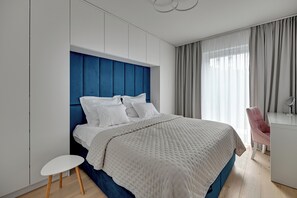 Classic Apartment, Garden View | 1 bedroom, iron/ironing board, free WiFi