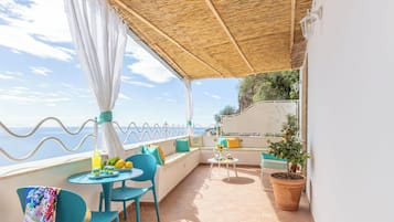Appartamento, vista mare | Terrazza/patio