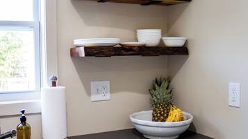 Micro-ondas, fogão, cooktop, lava-louças