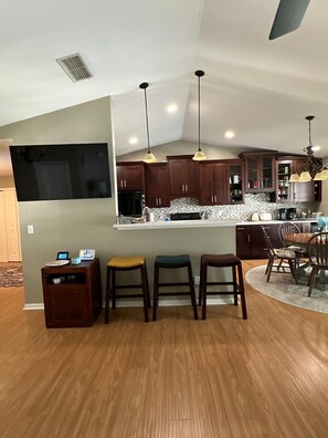 Fridge, microwave, oven, stovetop - 3 Bedroom Pool Home St Augustine Sleeps 6 Beautiful Kitchen Beach Outdoor Space (St. Augustine)