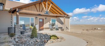 Black Hills Sunrise Oasis, Black Hills Sunrise Oasis