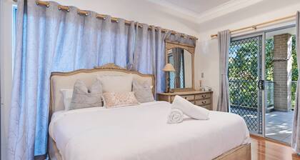 Kozyguru | Allawah | 2 Bed Kozy Apartment