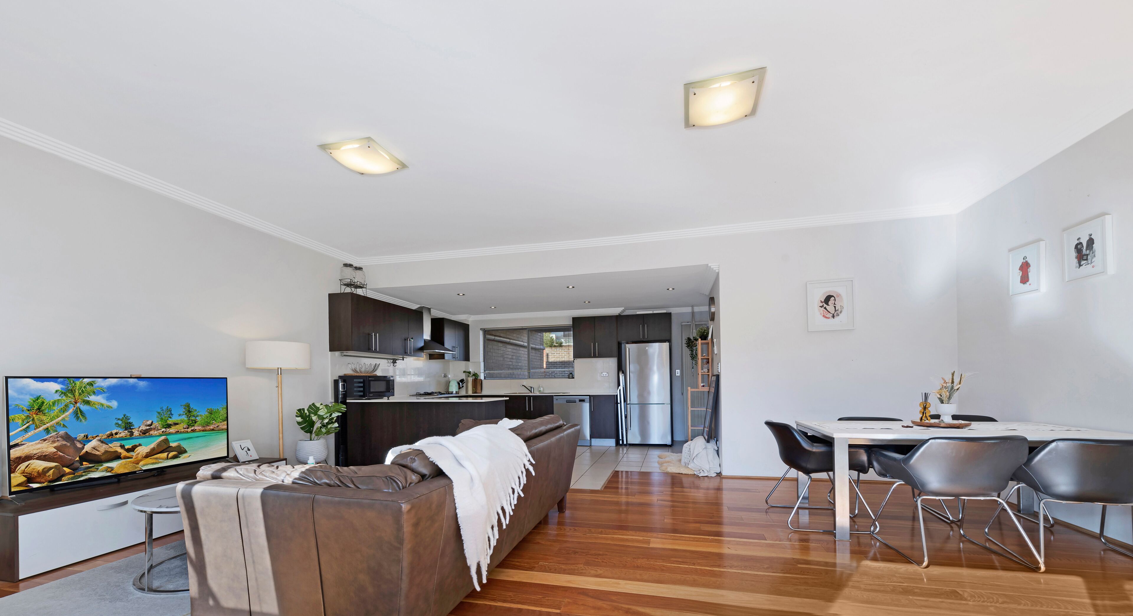 Apartment, 2 Bedrooms (NAL015) | Living area | Flat-screen TV