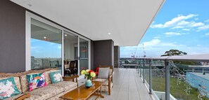 Apartamento, 3 quartos (NBL005) | Terraço/pátio