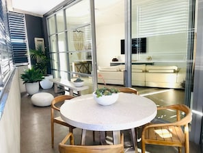 Apartamento, 3 quartos (NBO003) | Terraço/pátio