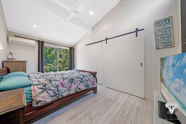 Kozyguru | Glebe | Cozy 2 Bedroom Terrace House - Sydney