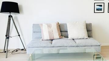 Departamento, 3 habitaciones (NHW081-214) | Área de sala de estar