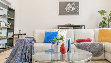 Classic Apartment, 2 Bedrooms (NLE367) | Living area | Flat-screen TV