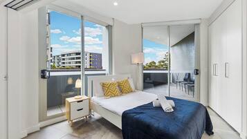 Comfort Apartment, 2 Bedrooms (NMA103) | 2 bedrooms, individually decorated, individually furnished, free WiFi