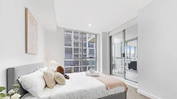 Design Apartment, 2 Bedrooms (NMA260-612) | 2 bedrooms, individually decorated, individually furnished, free WiFi