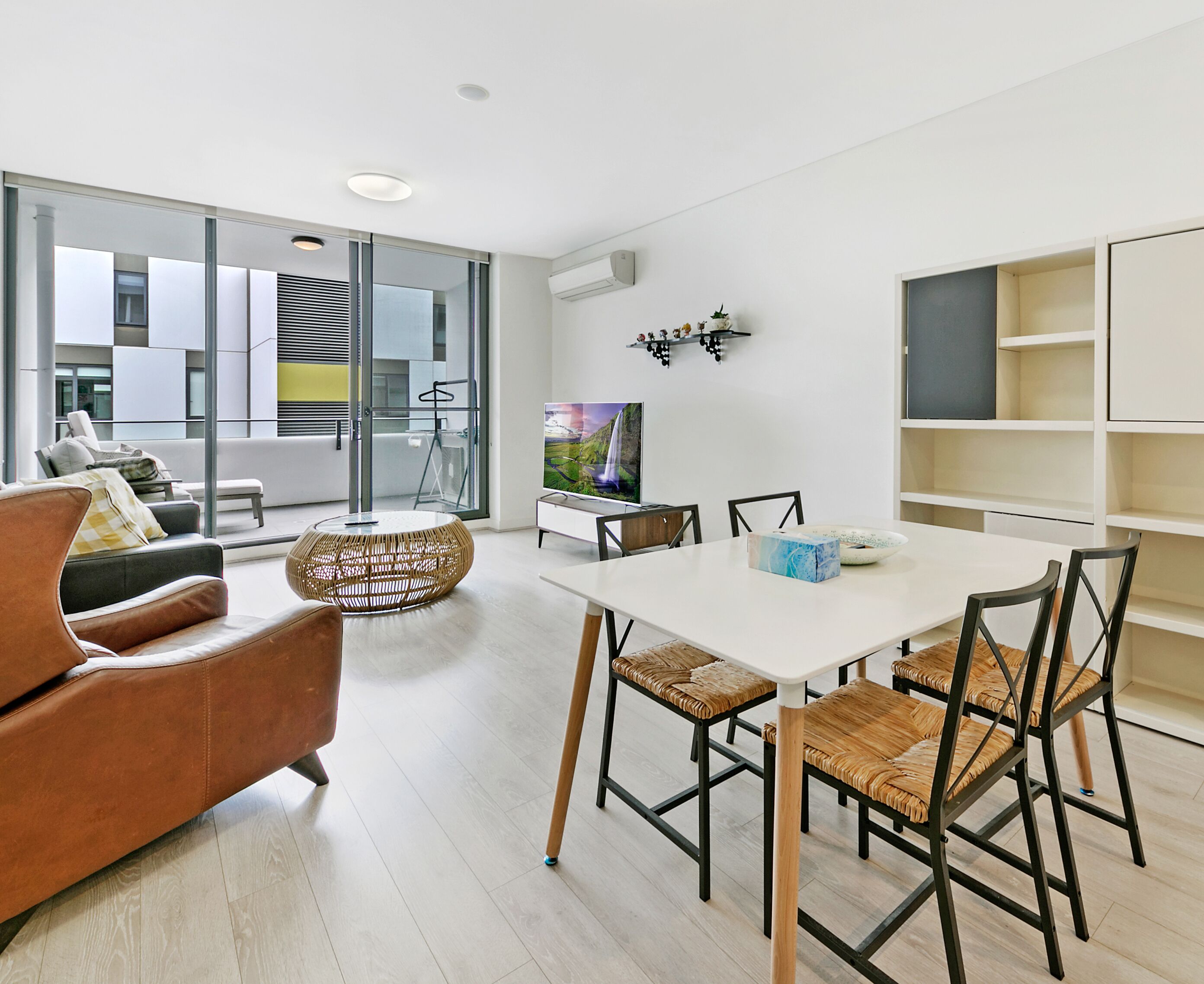 Family Apartment, 2 Bedrooms (NMA629) | In-room dining