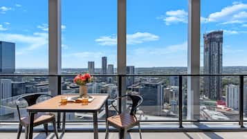 Classic Apartment, 2 Bedrooms (NPA011-3101) | Terrace/patio