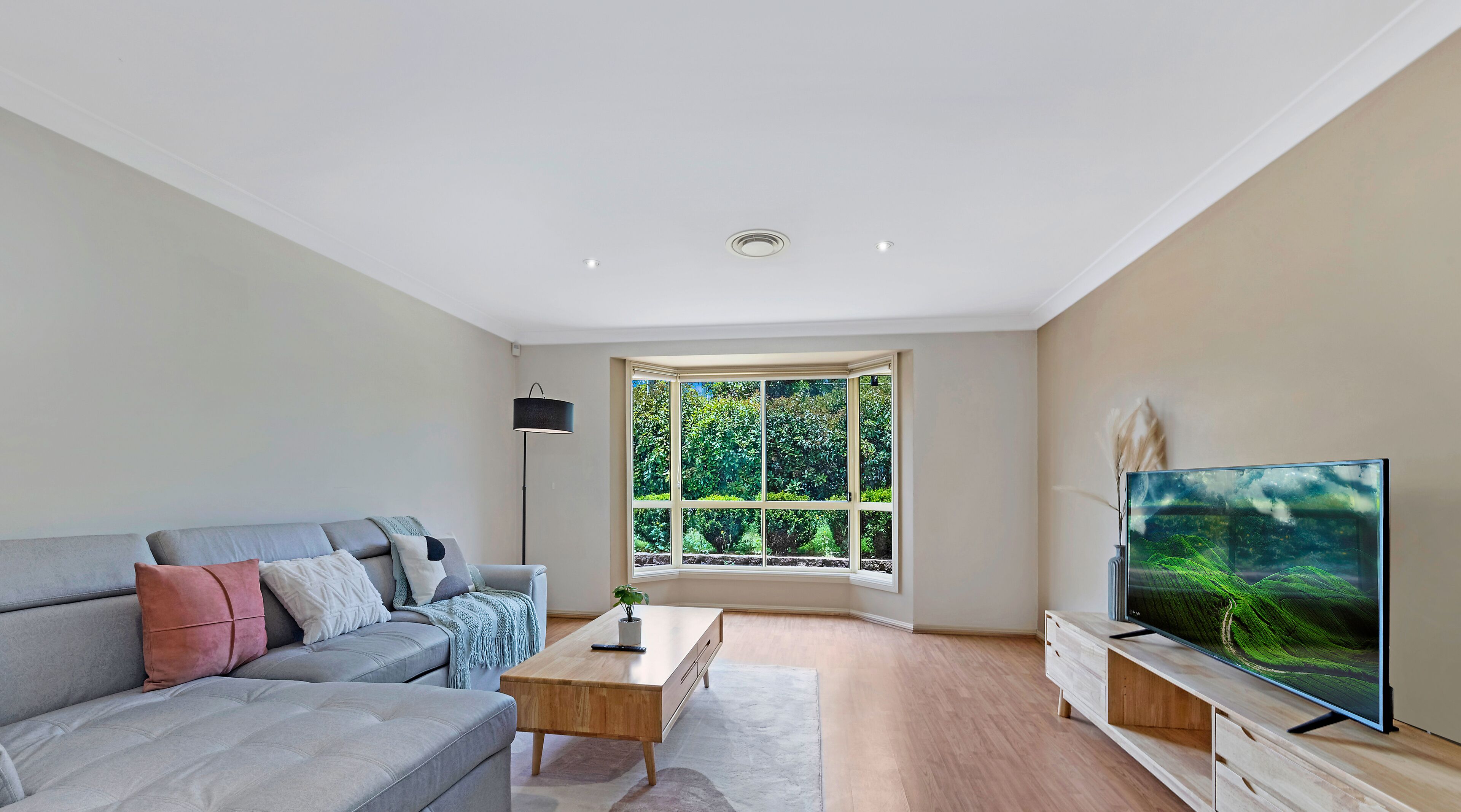 Comfort House, 4 Bedrooms (NPE051) | Living area