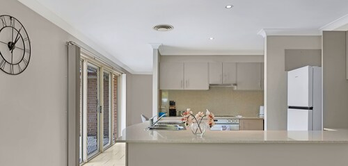 Kozyguru | Penrith | Cosy 4 Bed Holiday House