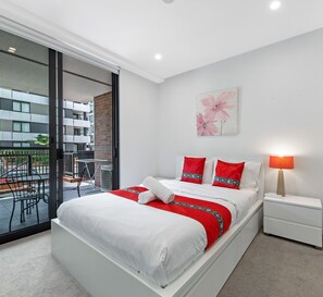 Classic Apartment, 2 Bedrooms (NPE081)