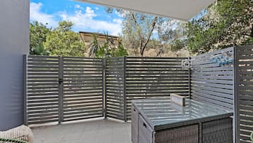 Classic Apartment, 2 Bedrooms (NRY241) | Terrace/patio