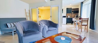 Kozyguru | Summer Hill | 1 Bed Townhouse