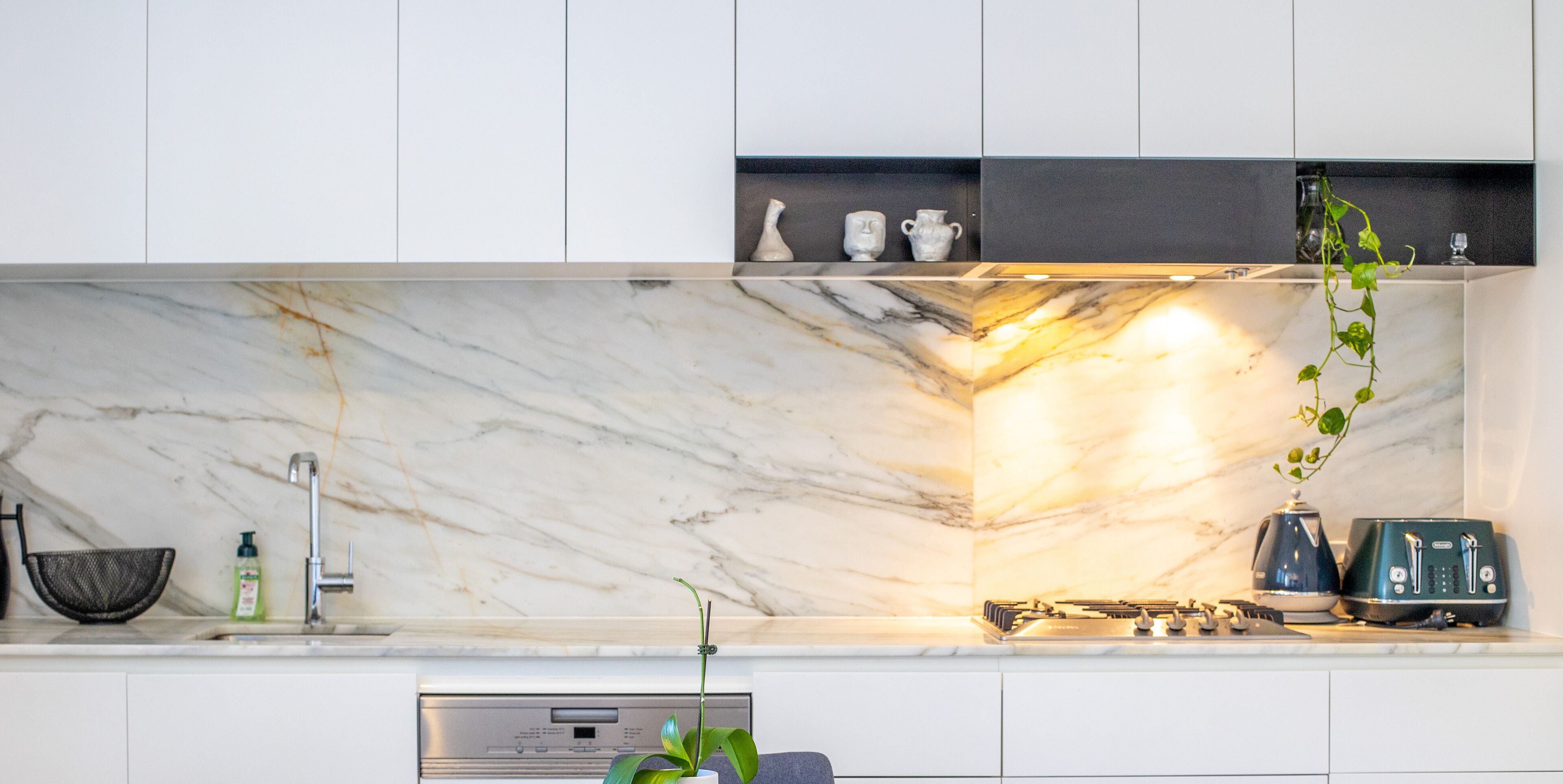 经典公寓, 1 间卧室 (NSH533) | 私人厨房 | 微波炉、烤箱、炉灶、厨具/餐具