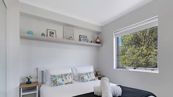 Apartment, 1 Bedroom (NSH551-42) | 1 bedroom, individually decorated, individually furnished, free WiFi