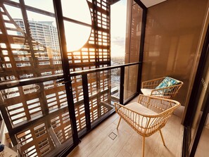 City Apartment, 1 Bedroom (NSL010) | Terrace/patio - Kozyguru |St Leonards | 1 Bed Best Location & View (St Leonards)