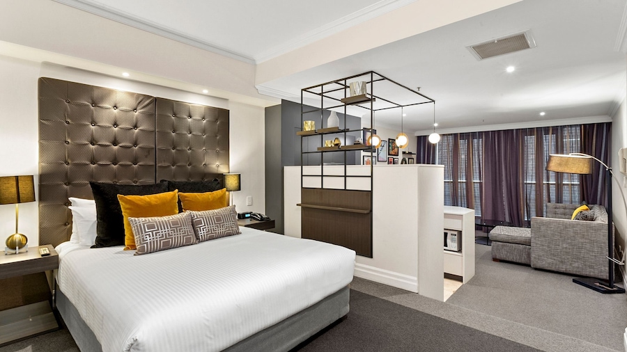 Kozyguru | Sydney Cbd | Stylish Studio