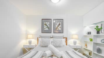 Apartment, 1 Bedroom (NSY045-609) | 1 bedroom, individually decorated, individually furnished, free WiFi