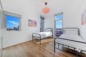 Apartment, 3 Bedrooms, City View (NSY591-2101) - Kozyguru | Sydneycbd | Amazing City View 3B Apt (Sydney)