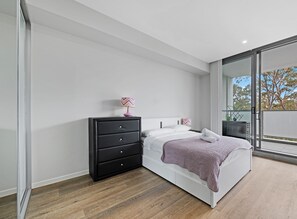 Apartamento, 2 habitaciones (NWE031-A) | 2 dormitorios, decoración individual, mobiliario individual