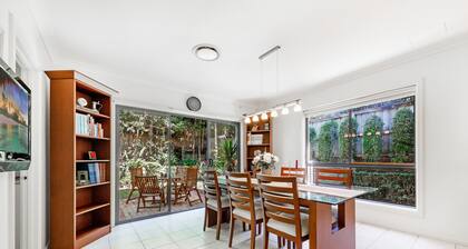 Kozyguru | Westleigh | 4 Bed Room | Free Parking