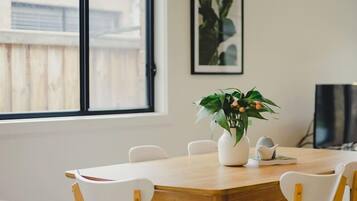 House, 5 Bedrooms (VGR021) | In-room dining