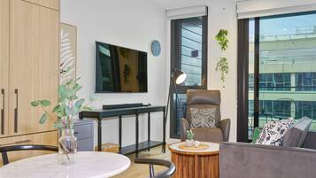 Apartment, 1 Bedroom (VMP010-706) | Living area