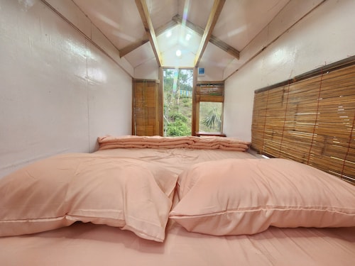 Cozy Tiny Farm Cabin in Lombok Island near Mawun Surfing Beach