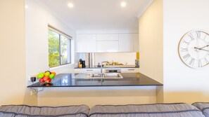 Fridge, microwave, oven, stovetop - The Pelicans 6, 53 Soldiers Point Rd - stunning waterfront unit (Soldiers Point)