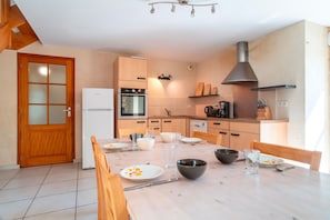 Fridge, oven, dishwasher, coffee/tea maker - Longère de Kerchéré - 400m de la plage (Clohars-Carnoët)