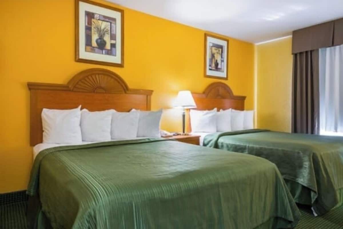 Dobbeltrom – classic | Skrivebord og wi-fi (inkludert)