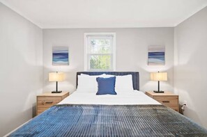 3 室のベッドルーム、デスク、アイロン / アイロン台、WiFi (無料)