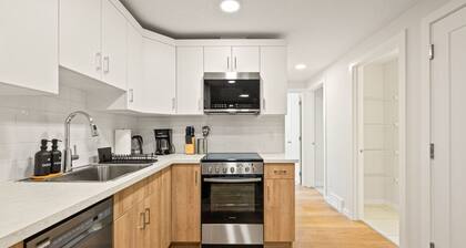 Cozy Basement 2 BR Suite » 2 Queens » Games & More