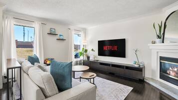 Smart-TV, peis og kontorer