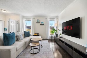 Smart TV, fireplace, offices