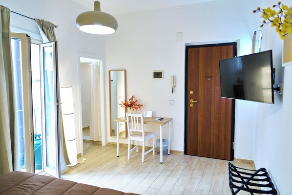 經濟公寓 | 1 間臥室、書桌、遮光布/窗簾、隔音