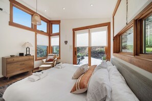 4 makuuhuonetta, ilmainen Wi-Fi, vuodevaatteet