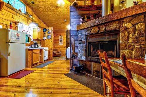 Indian Creek Cabin at Ponderosa