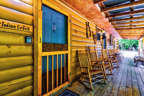 Indian Creek Cabin at Ponderosa