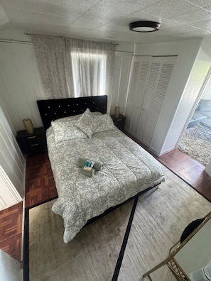 1 bedroom, iron/ironing board, Internet - Elegant one-bedroom getaway in little Havana MIAMI (Miami)