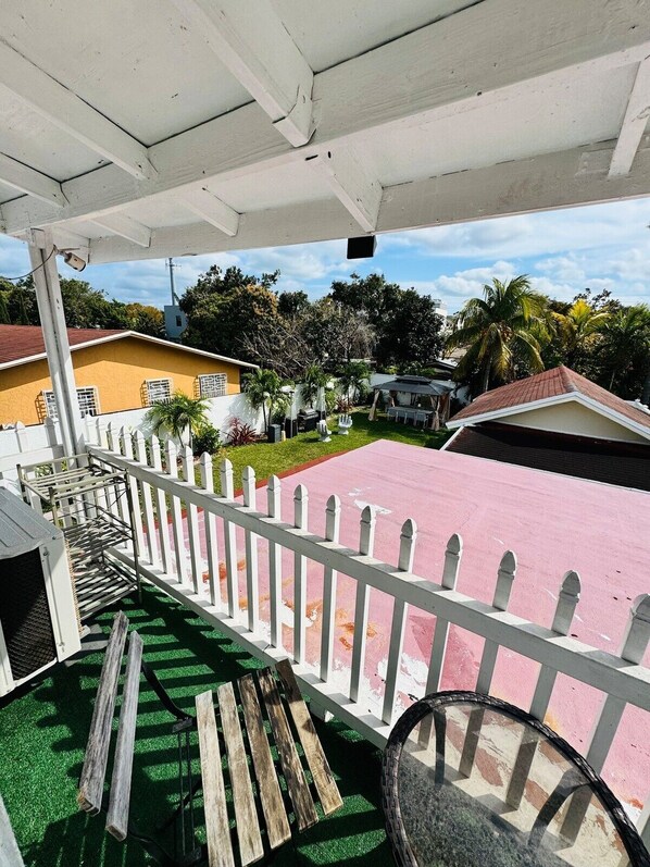 Property grounds - Elegant one-bedroom getaway in little Havana MIAMI (Miami)