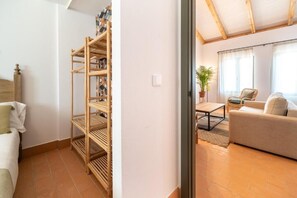 10 bedrooms, free WiFi - FINCA CONTRABANDO PARA GRUPOS (Sanlúcar de Guadiana)