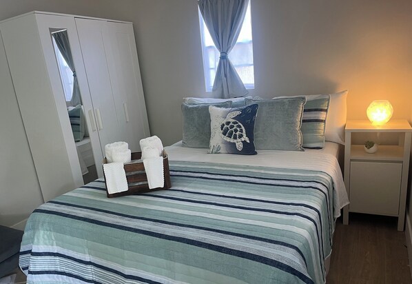 1 bedroom, iron/ironing board, WiFi, bed sheets