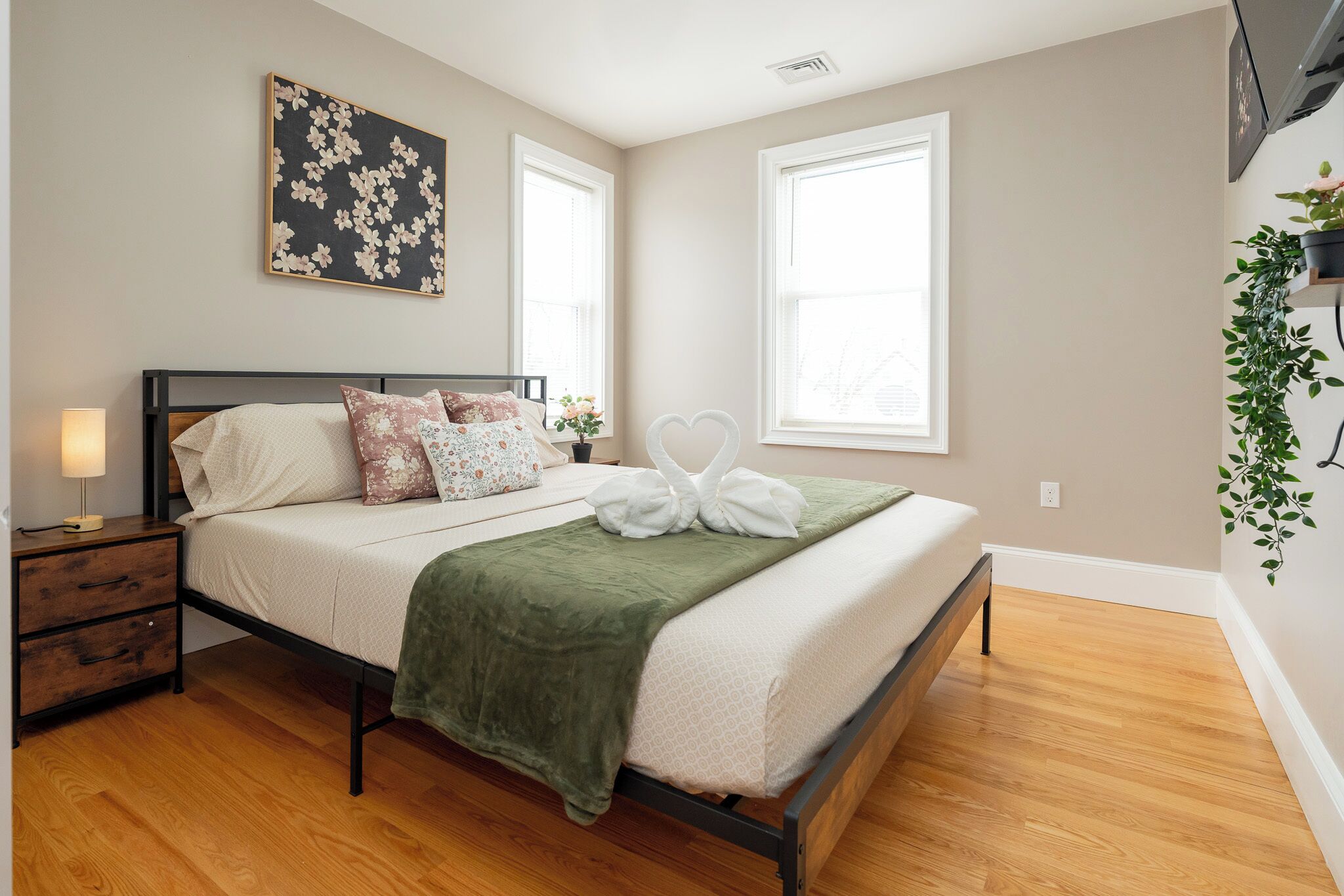 3 bedrooms, iron/ironing board, free WiFi, bed sheets